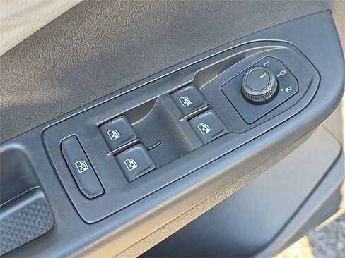 Certified 2022 Volkswagen Taos S w/ IQ Drive S Package image 16