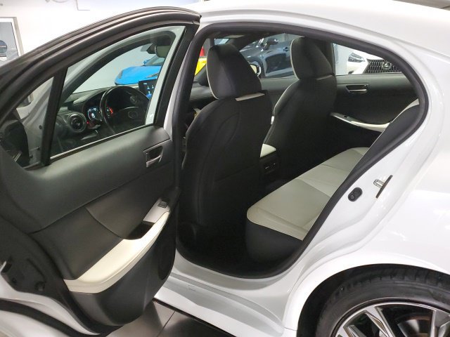 Used 2023 Lexus IS 350 F Sport w/ Memory Package AWD/4WD image 22
