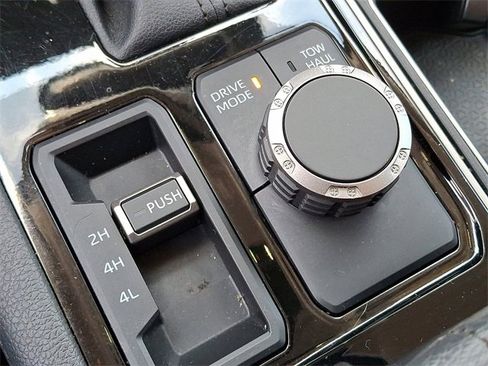 Used 2023 Toyota Tundra Limited image 24