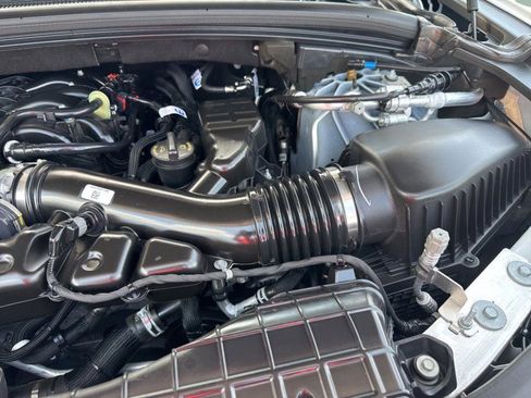 Used 2025 Jeep Grand Cherokee Summit AWD/4WD image 42