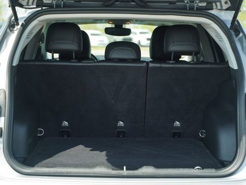 Used 2020 Jeep Compass Latitude w/ Cold Weather Group image 18