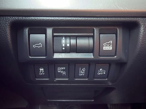 Used 2019 Subaru Outback 2.5i Premium image 18