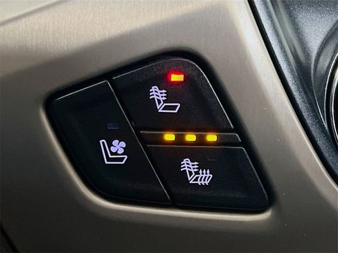 Used 2018 GMC Sierra 1500 Denali w/ Denali Ultimate Package image 20