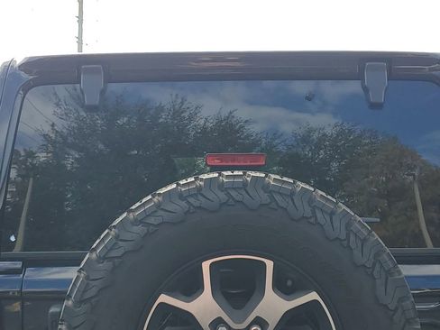 Used 2021 Jeep Wrangler Unlimited Rubicon image 13