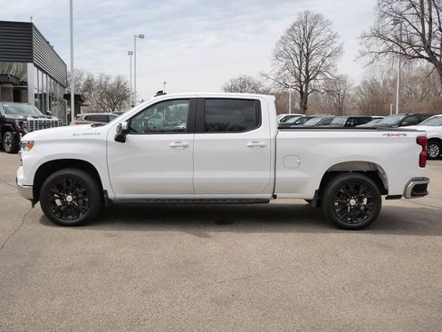 Used 2025 Chevrolet Silverado 1500 LT w/ Work Truck Package AWD/4WD image 6