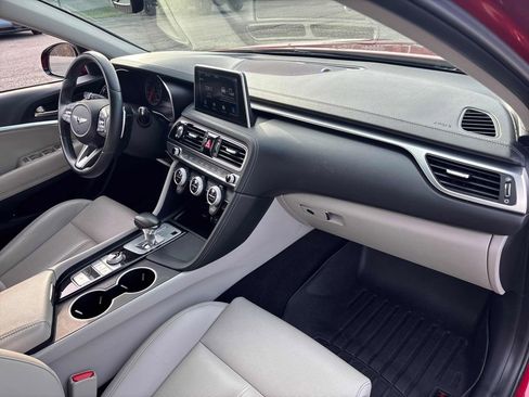 Used 2019 Genesis G70 2.0T Advanced image 29