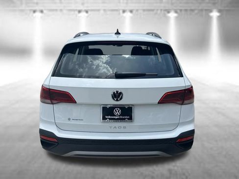 Used 2023 Volkswagen Taos S FWD image 4