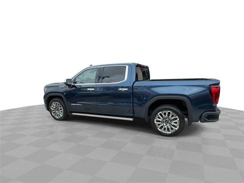 Used 2023 GMC Sierra 1500 Denali Ultimate image 9