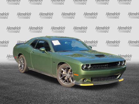 Used 2023 Dodge Challenger R/T w/ Blacktop Package RWD image 2