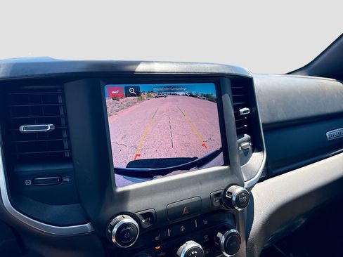 Used 2022 RAM 1500 Big Horn AWD/4WD image 13