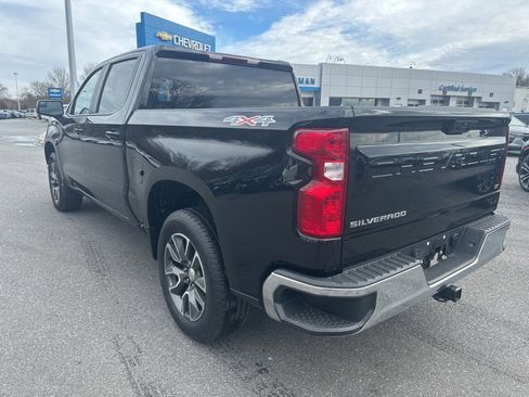 Used 2023 Chevrolet Silverado 1500 LT image 7