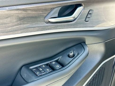 New 2026 Jeep Grand Cherokee Limited image 13