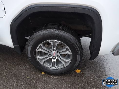 Used 2025 GMC Sierra 1500 SLT image 11