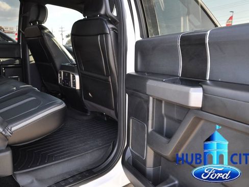 Used 2018 Ford F150 Platinum w/ Equipment Group 701A Luxury image 15