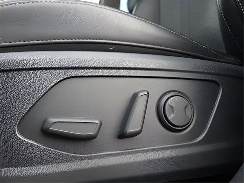 Used 2021 Kia Sorento S image 17