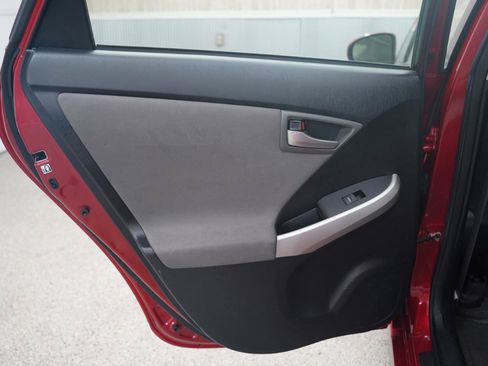 Used 2014 Toyota Prius Three w/ Solar Roof Package FWD image 30