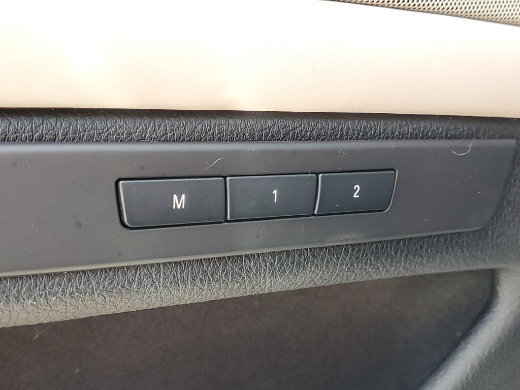Used 2014 BMW 535d xDrive AWD/4WD image 19