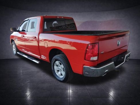 Used 2019 RAM 1500 Classic SLT RWD image 3