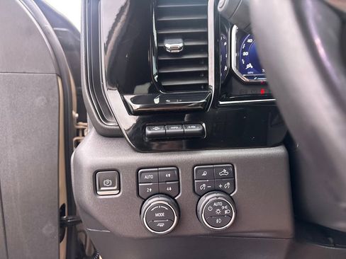 Used 2023 Chevrolet Silverado 1500 ZR2 w/ Technology Package AWD/4WD image 25