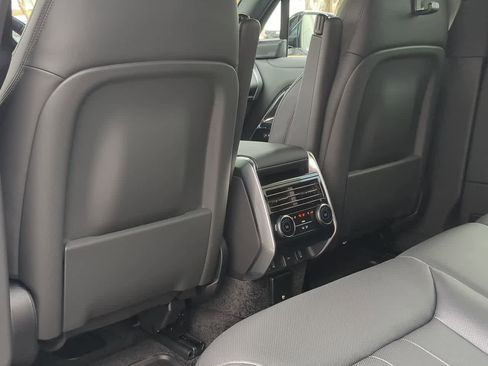 New 2026 Land Rover Range Rover Long Wheelbase SE AWD/4WD image 19