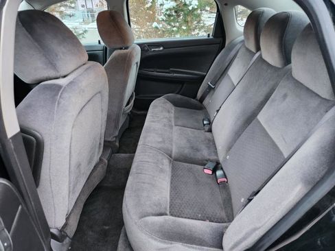 Used 2011 Chevrolet Impala LT image 19