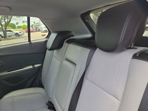 Used 2019 Chevrolet Trax LT w/ Driver Confidence Package FWD image 15