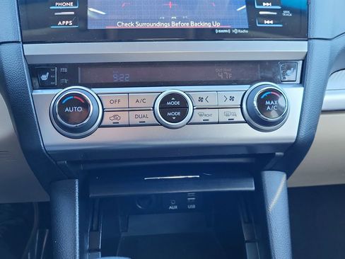 Used 2017 Subaru Outback 2.5i Premium AWD/4WD image 20