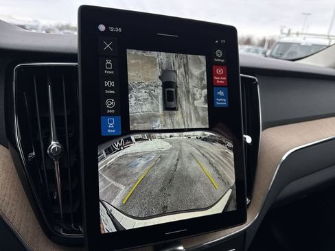 New 2026 Volvo XC60 B5 Plus w/ Protection Package Premier image 15