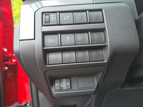 Used 2024 Toyota Tacoma TRD Off-Road AWD/4WD image 26