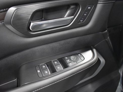 New 2026 Nissan Armada Platinum image 15