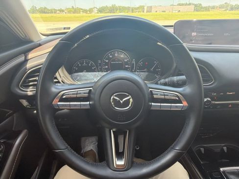 Used 2022 MAZDA CX-30 AWD 2.5 S w/ Premium Package image 13