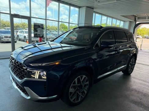 Used 2022 Hyundai Santa Fe Calligraphy image 3