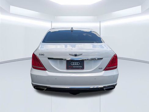 Used 2017 Genesis G90 5.0 Ultimate RWD image 4