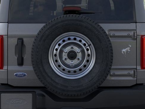 New 2025 Ford Bronco 2-Door image 24