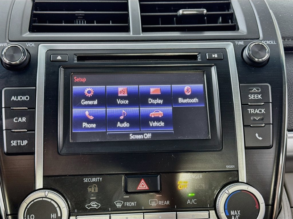 Used 2014 Toyota Camry LE FWD image 23
