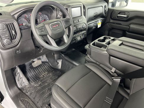 New 2026 GMC Sierra 2500 Pro w/ 1SA Pro Safety Plus Package AWD/4WD image 15