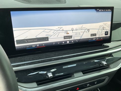 Certified 2025 BMW X5 xDrive50e w/ M Sport Package image 18