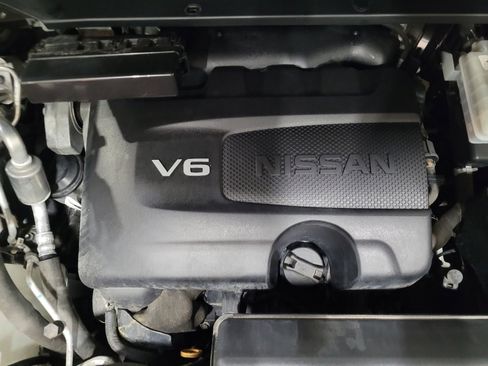 Used 2019 Nissan Pathfinder SV image 30