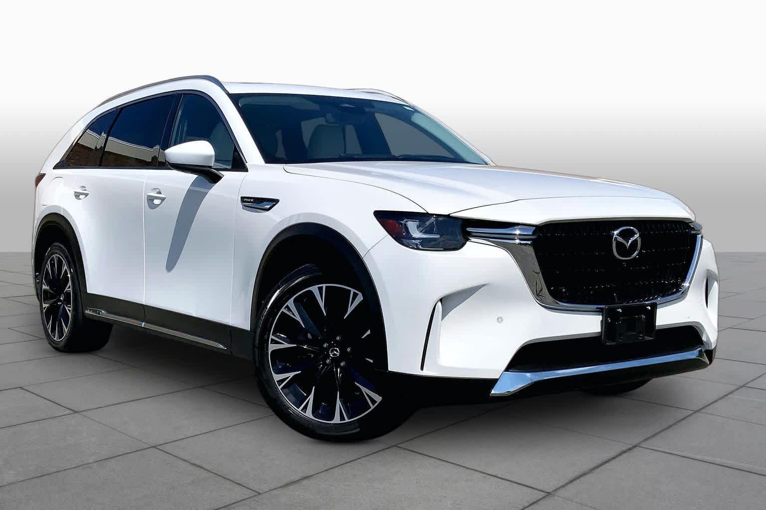 Certified 2024 MAZDA CX-90 Plug-In Hybrid w/ Premium Plus AWD/4WD image 3