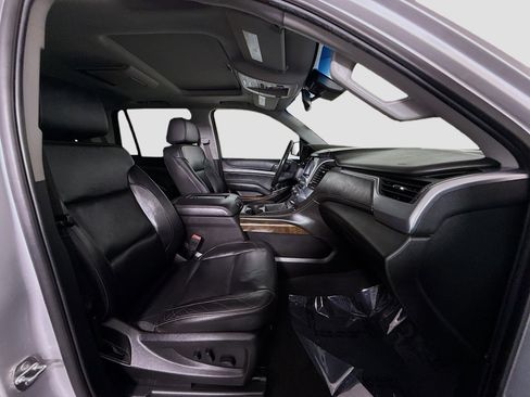 Used 2019 Chevrolet Tahoe LT image 28