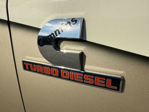 Used 2018 RAM 5500 SLT w/ Quick Order Package 29G SLT image 34