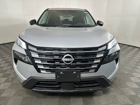 Certified 2025 Nissan Rogue S image 8