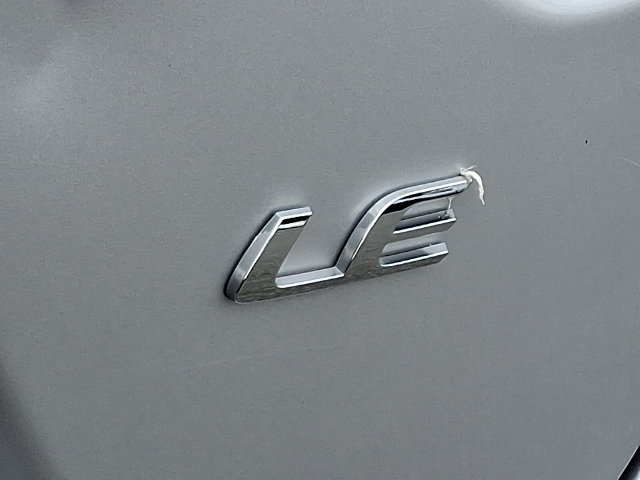 Used 2025 Toyota Corolla LE FWD image 29