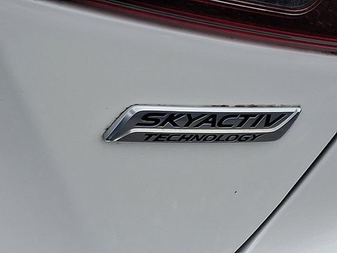 Used 2017 MAZDA MAZDA3 Sport image 30