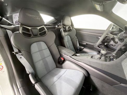 Certified 2025 Porsche 718 Cayman GT4 RS RWD image 26