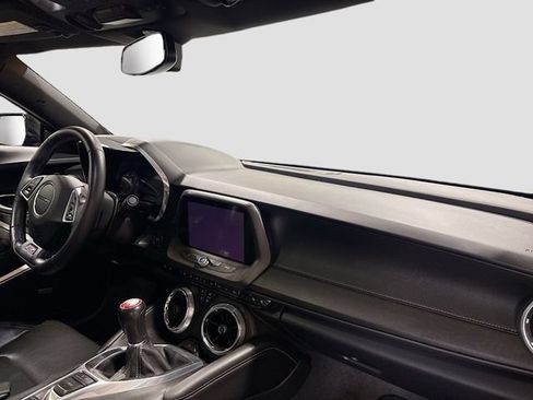 Used 2016 Chevrolet Camaro SS RWD image 20