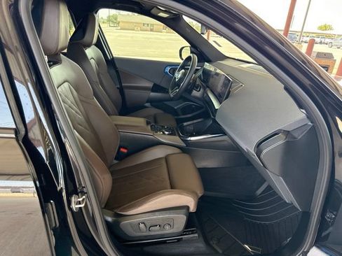 Used 2025 BMW X3 xDrive30i w/ M Sport Package AWD/4WD image 11