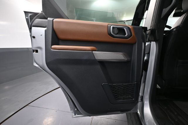 Used 2023 Ford Bronco Outer Banks AWD/4WD image 28