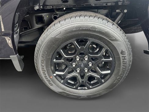 Used 2025 Ford F150 XLT w/ Equipment Group 301A Standard image 8