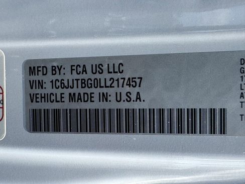 Used 2020 Jeep Gladiator Rubicon w/ Trailer Tow Package image 42